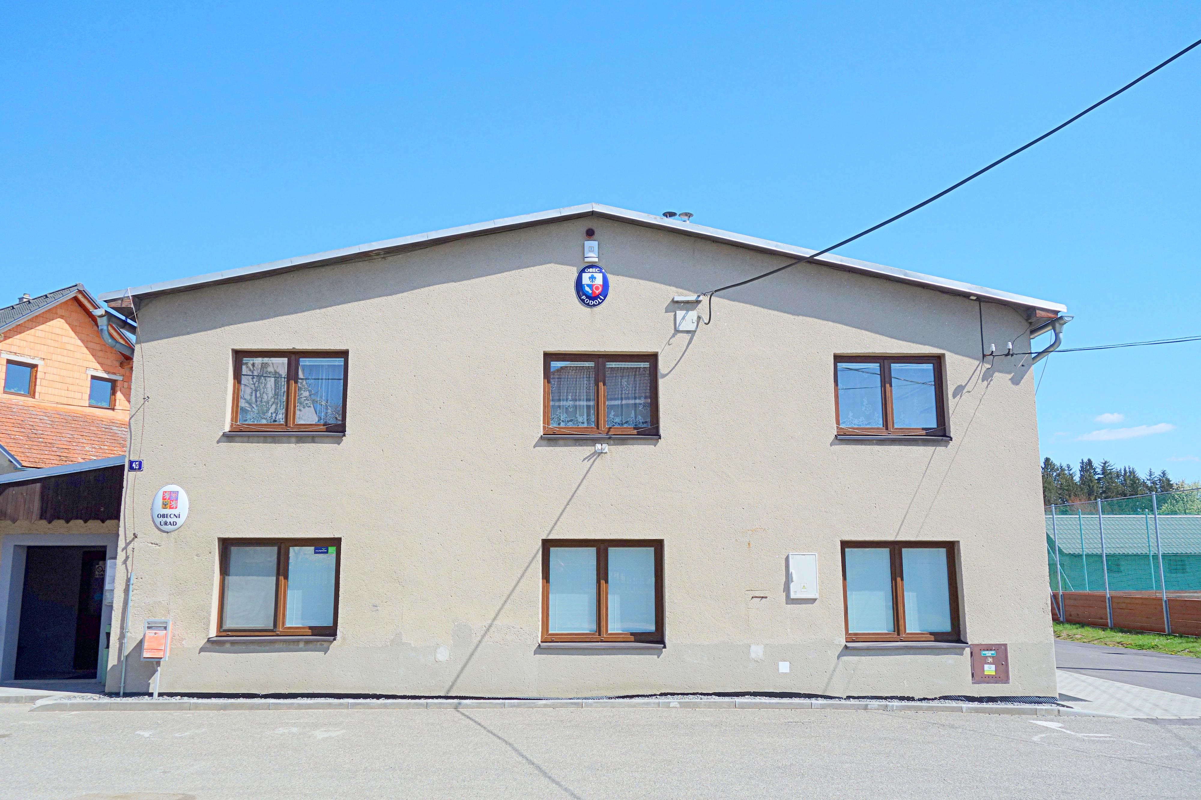 Podolí - obecní úřad foto 2