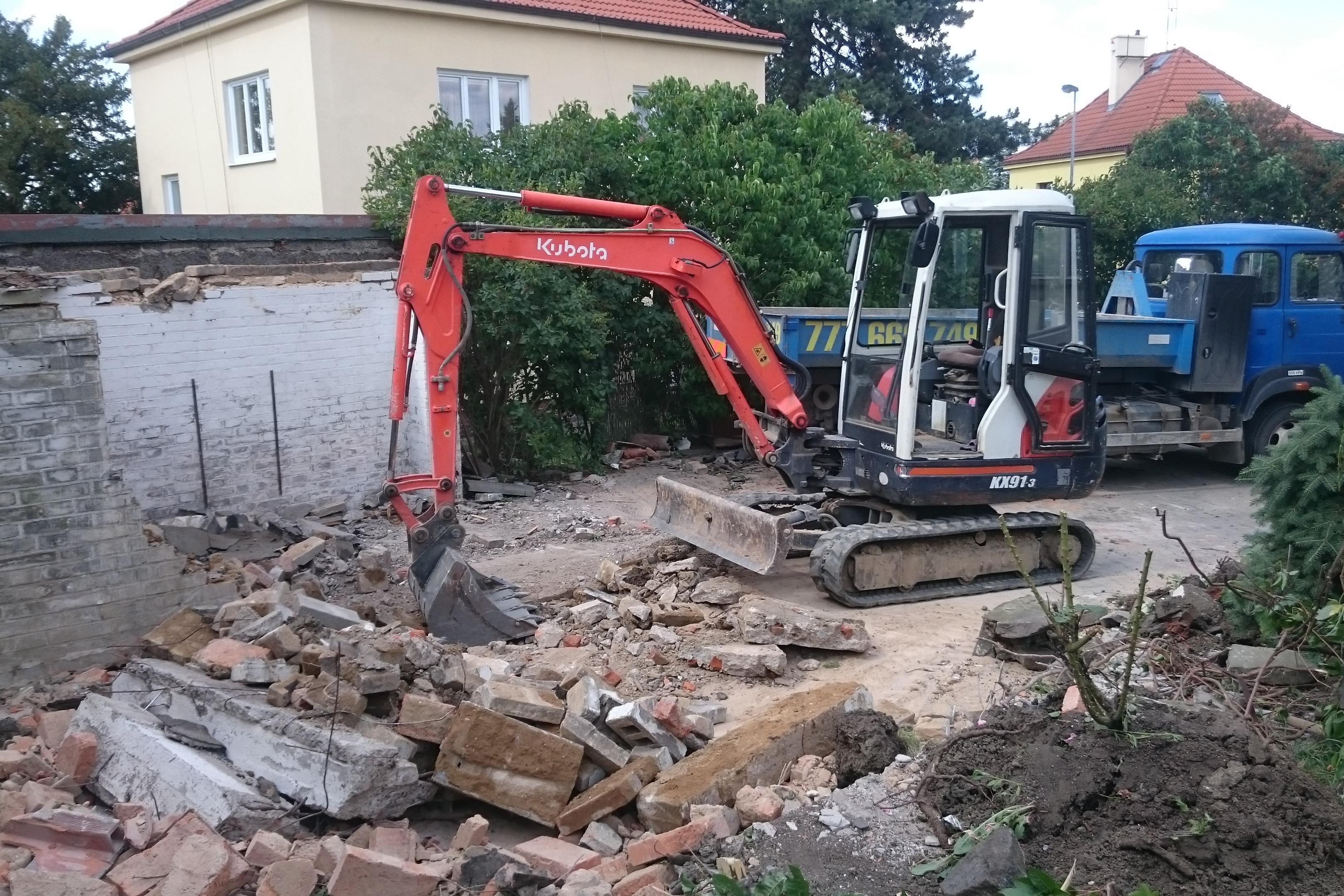 Jiří Martínek, Zemní práce