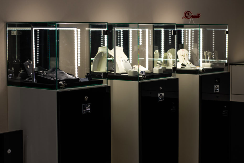 Chronos hodiny - klenoty s.r.o. foto 2