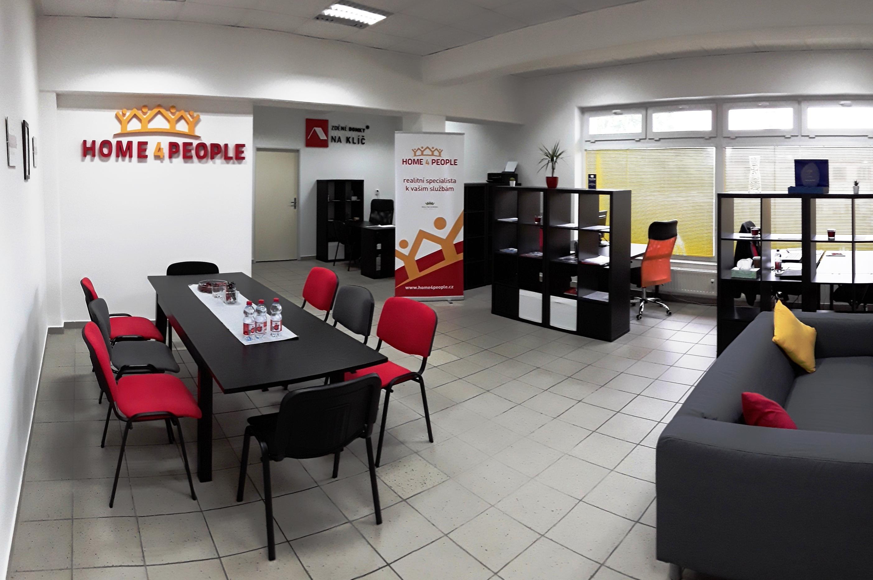 Vacula Radim - HOME 4 PEOPLE