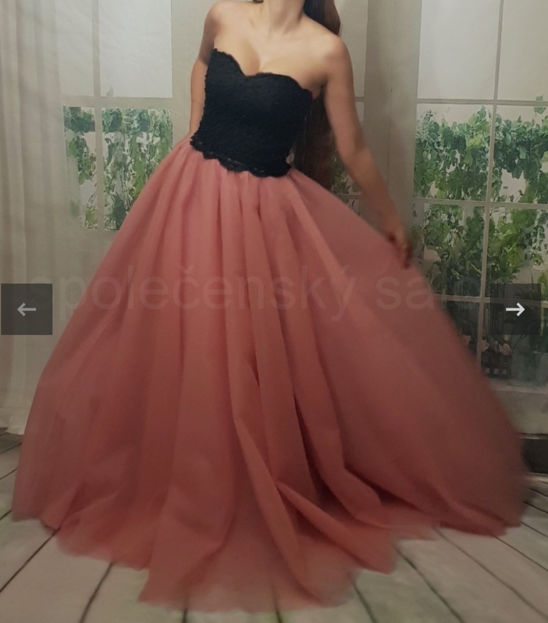 Společenský salon Yvettey foto 3