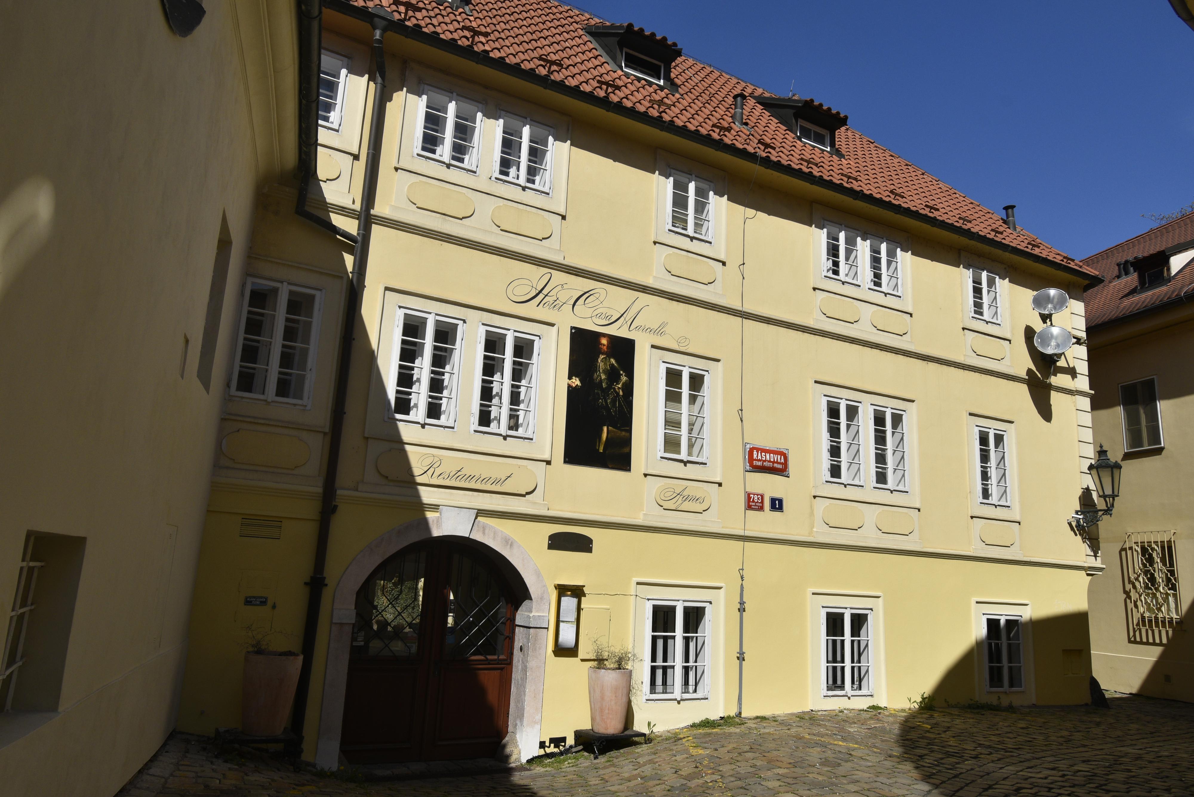 Monastery Garden Bistro foto 2