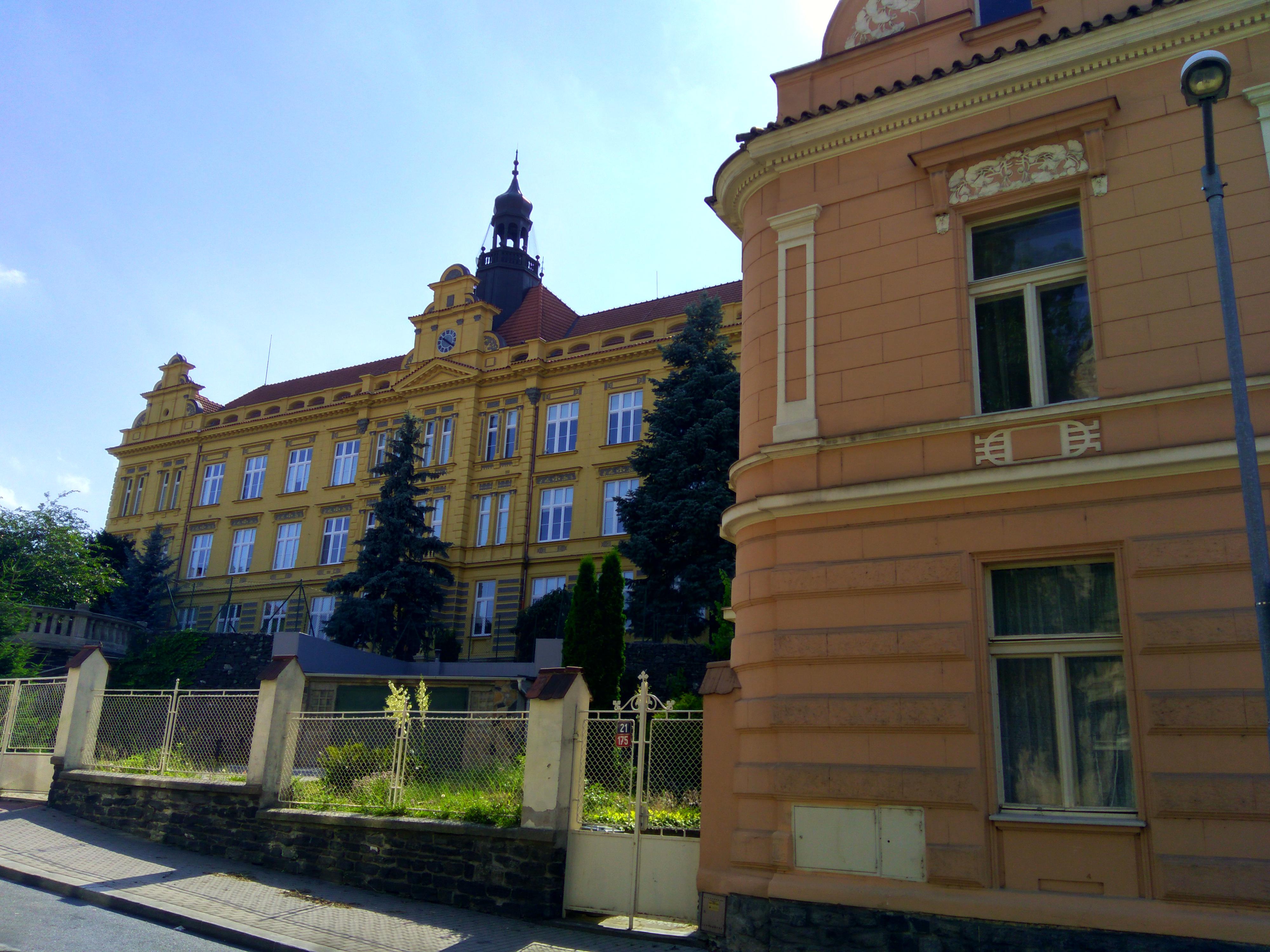 Základní škola Kolín II., Kmochova 943 foto 2