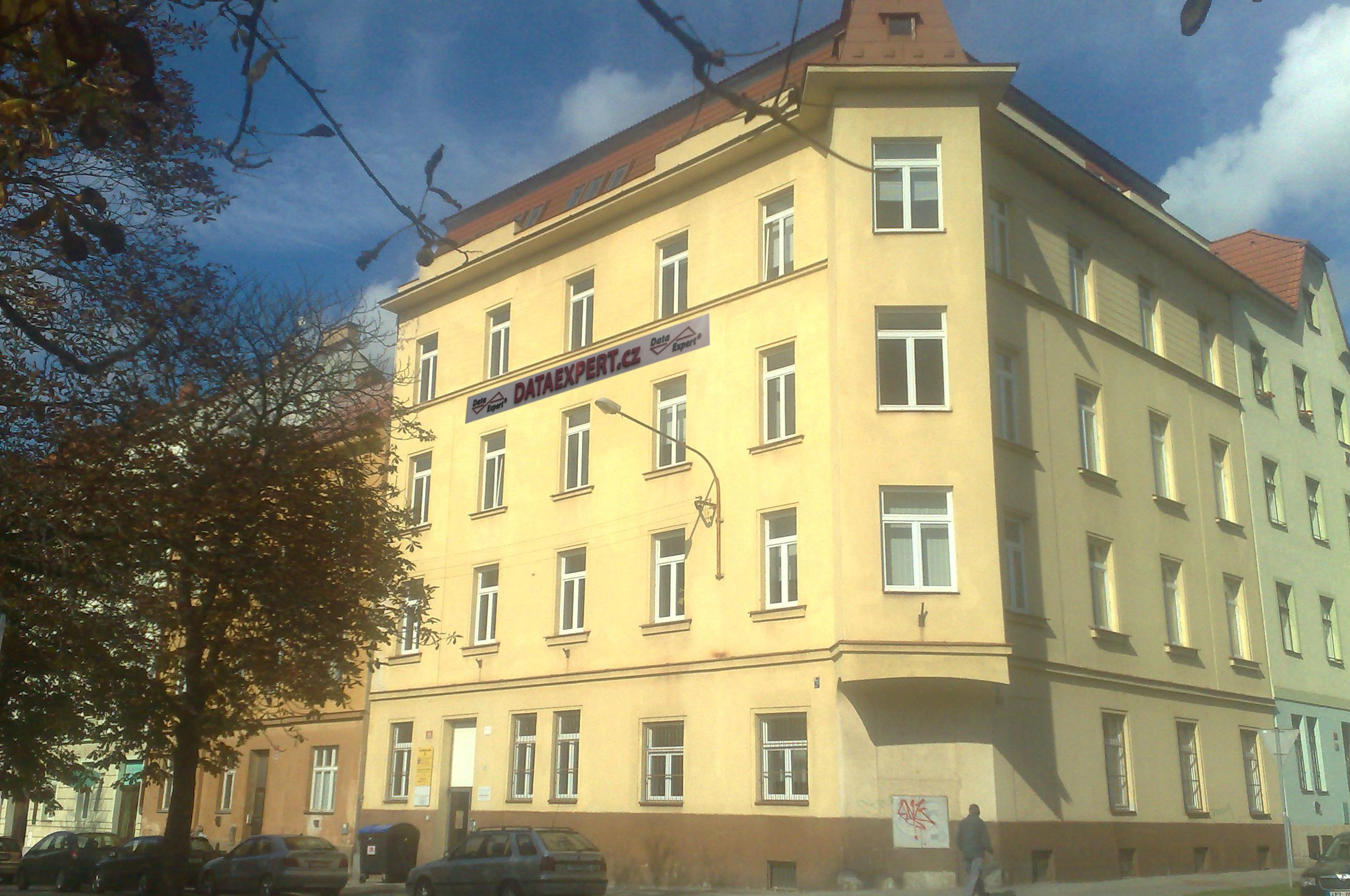 DataExpert s.r.o.