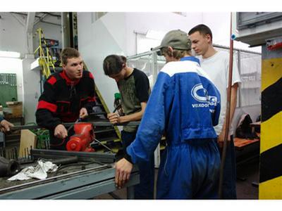 Střední průmyslová škola dopravní foto 2