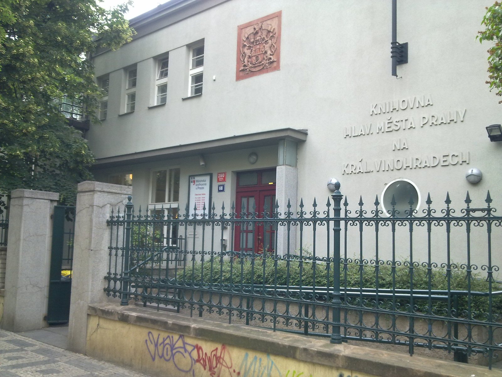 Městská knihovna v Praze - Korunní foto 2
