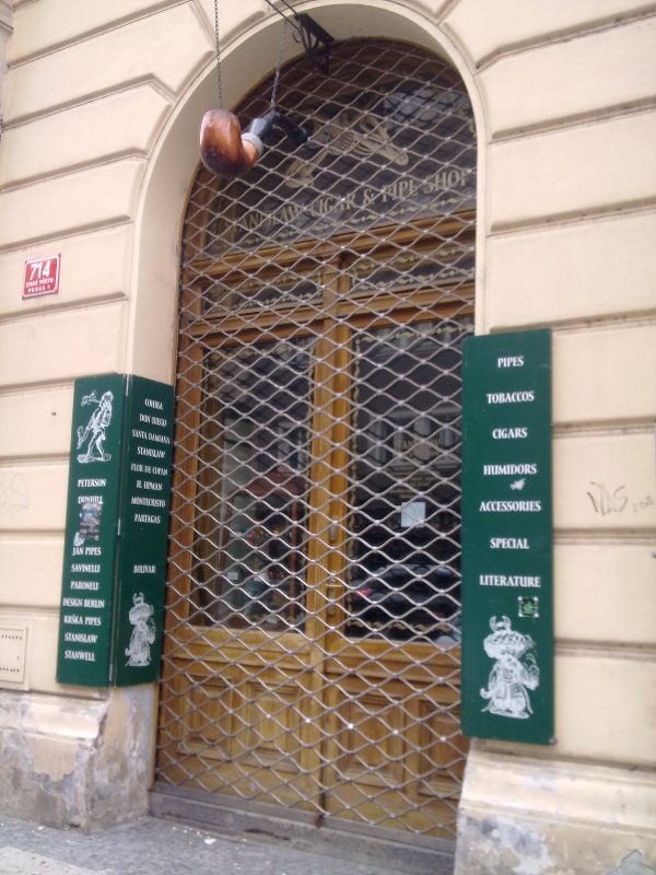 Stanislaw Cigar & Pipe Shop