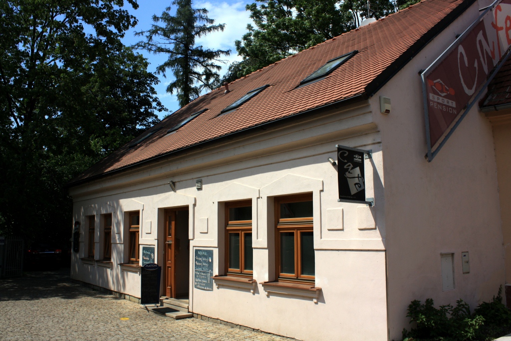 Penzion & PoloCafé U Lávky