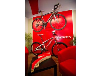 Specialized Concept Store - Cyklocentrum Vondráček foto 3