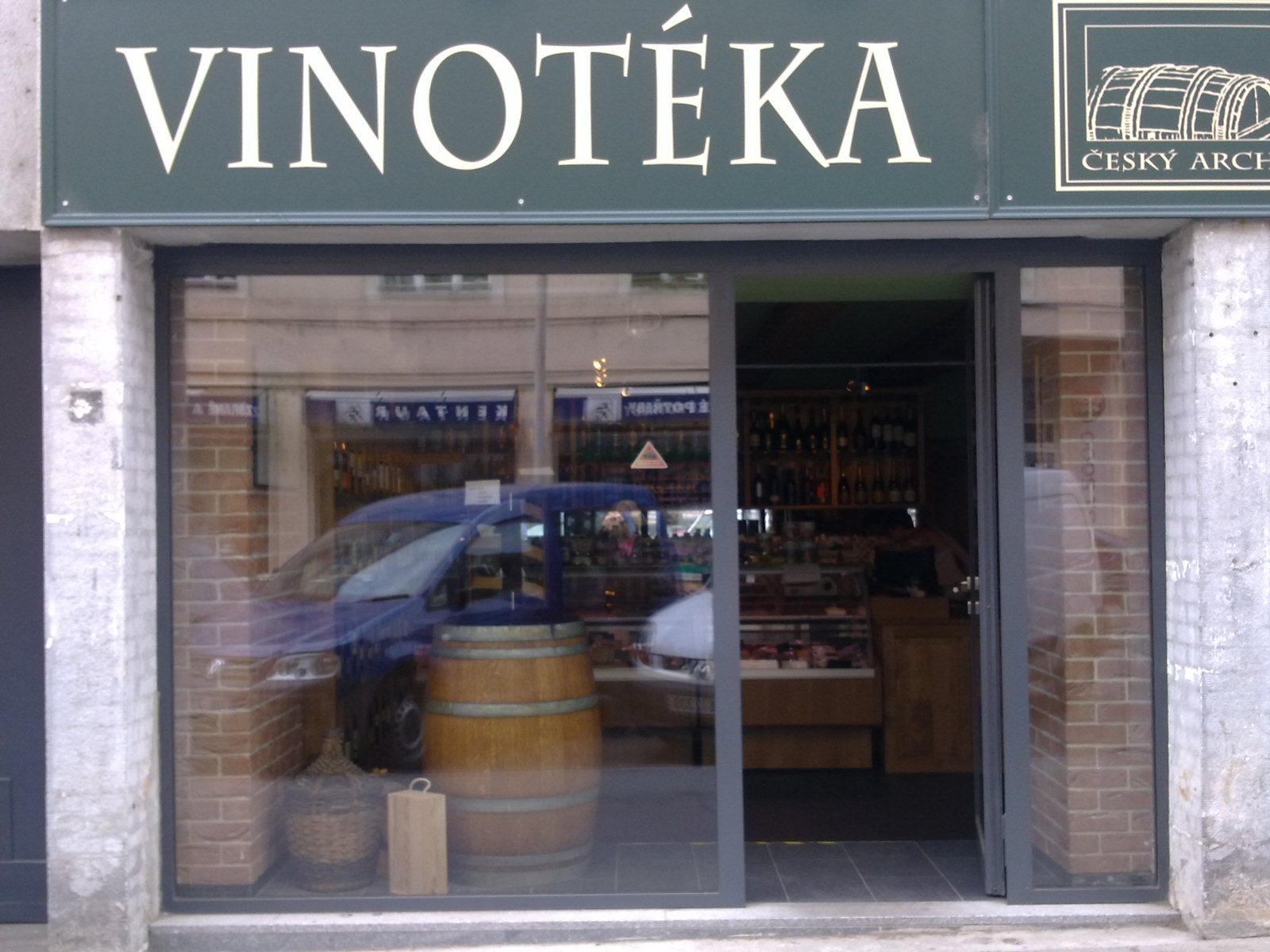 Český archiv vín - vinotéka foto 2