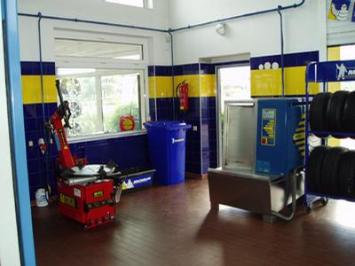 Radek Kincl - AUTO & PNEUSERVIS
