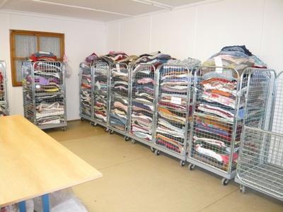 NAVRO - Velkoobchod použitými oděvy