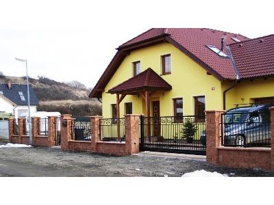 Garážová vrata, vjezdové brány, ploty a pohony – Zbyněk Urban foto 2