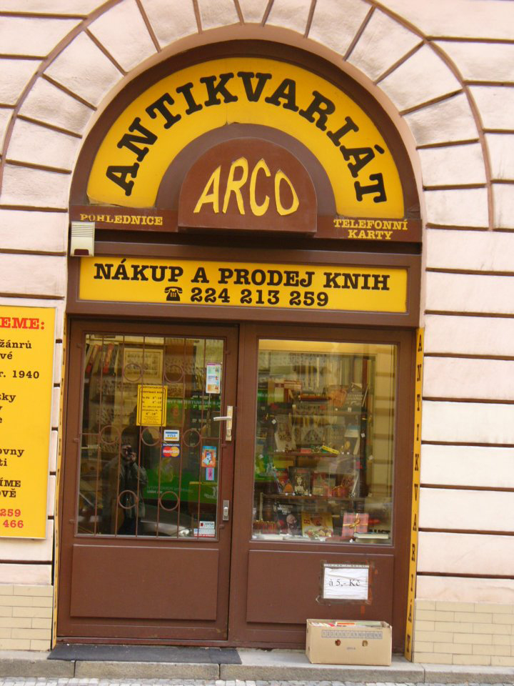 Antikvariát Arco foto 2