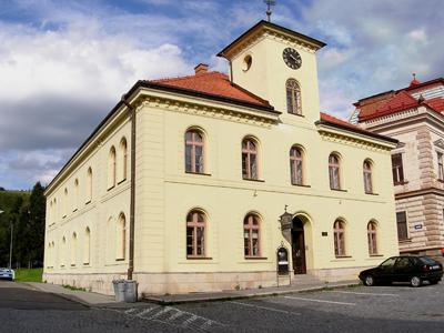 Vsetín - městský úřad foto 2