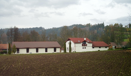 Creaplast, veřejná obchodní společnost