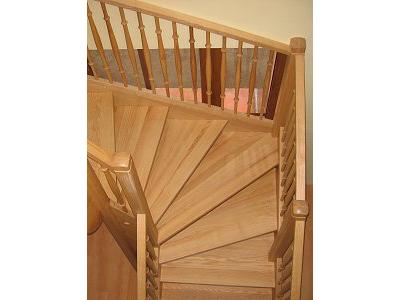 VOLEK - truhlářství foto 4