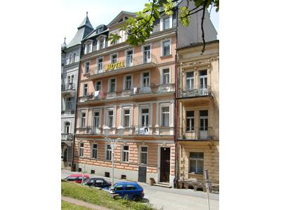 Hotel Zlatý zámek foto 2