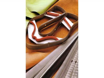 Petr Klejna - Hell - výsekové nože foto 2