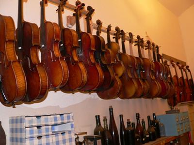 Daniel Berdych - houslařská dílna foto 2