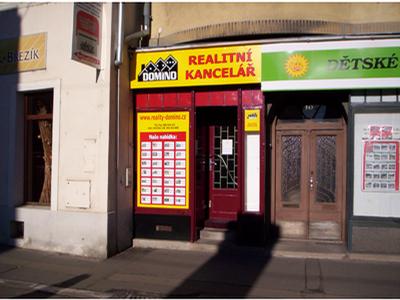 Karel Doležal - realitní kancelář DOMINO
