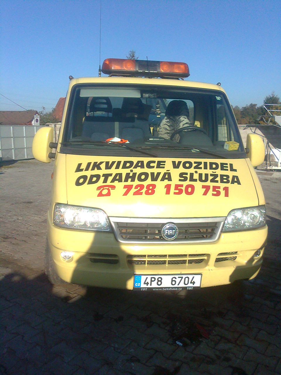 LIKVIDACE VOZIDEL a ODTAHOVÁ SLUŽBA Jedlička foto 3