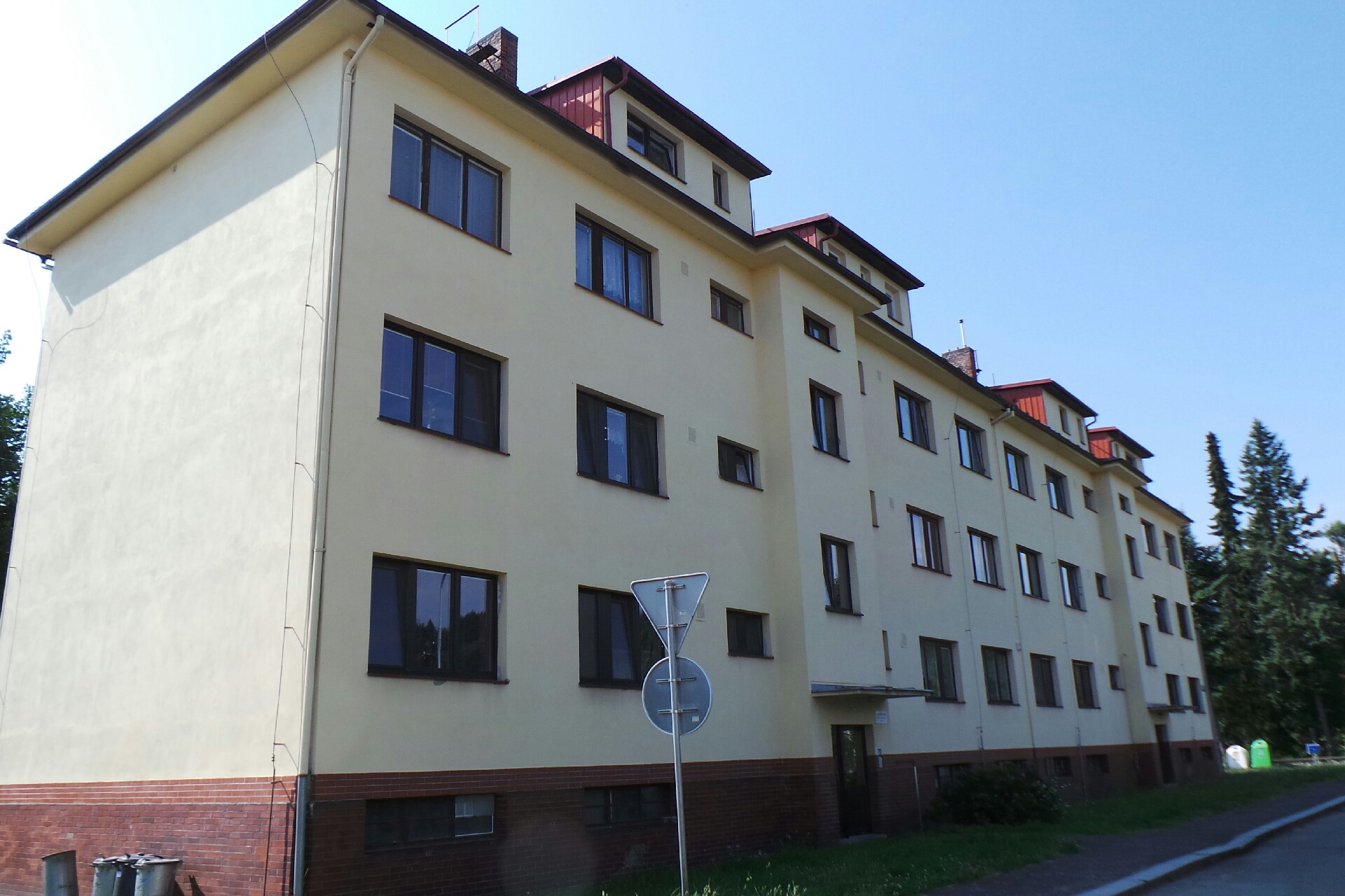 JUDr. Jaroslav Mazanec