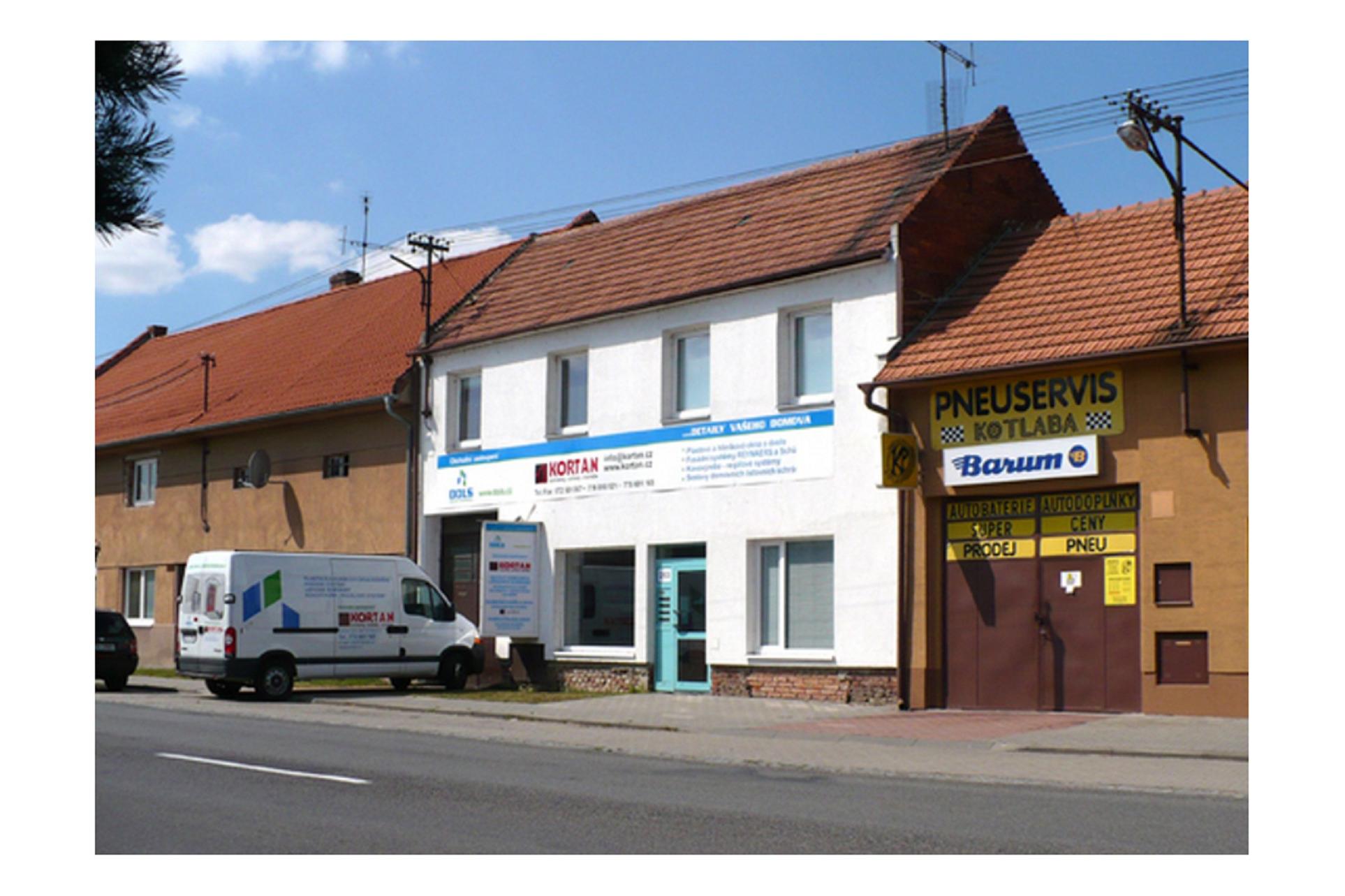 Pavel Kortan - schránky vchody montáže