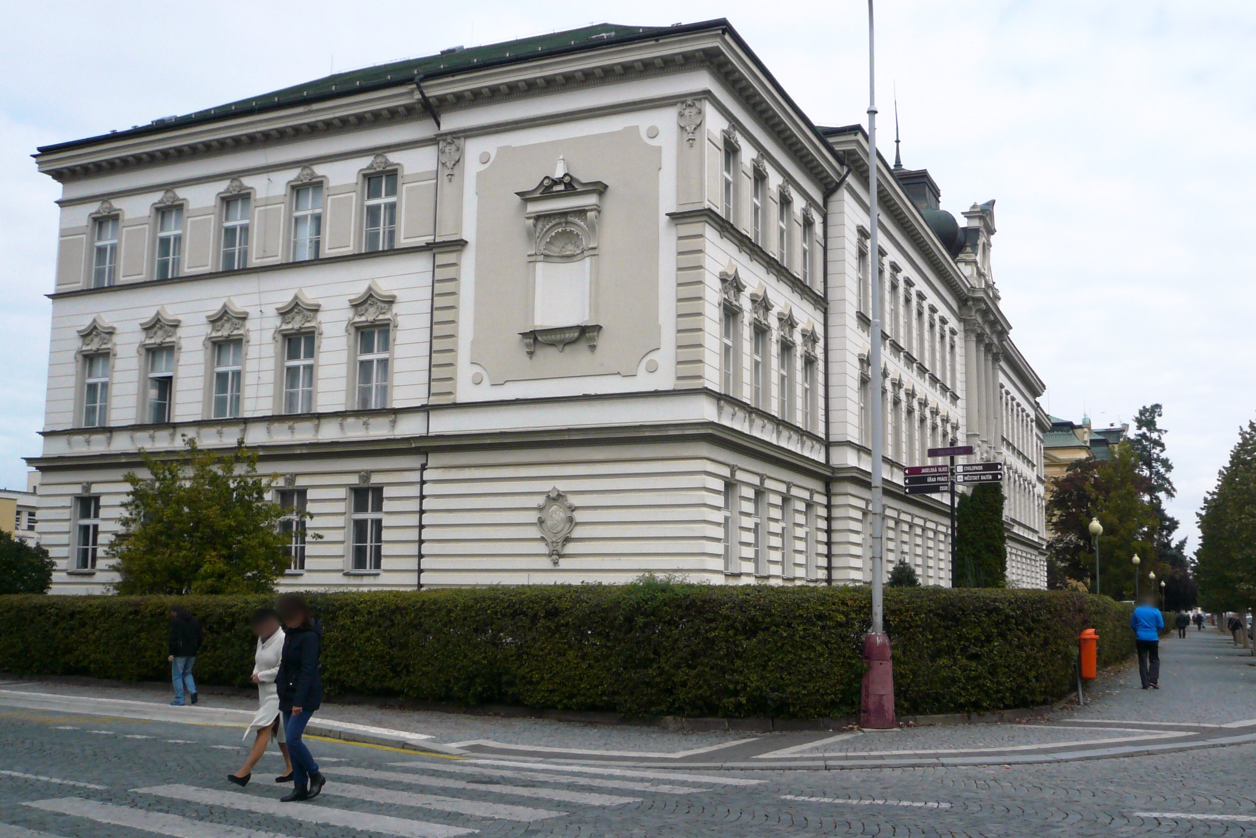Gymnázium Mladá Boleslav, Palackého foto 3