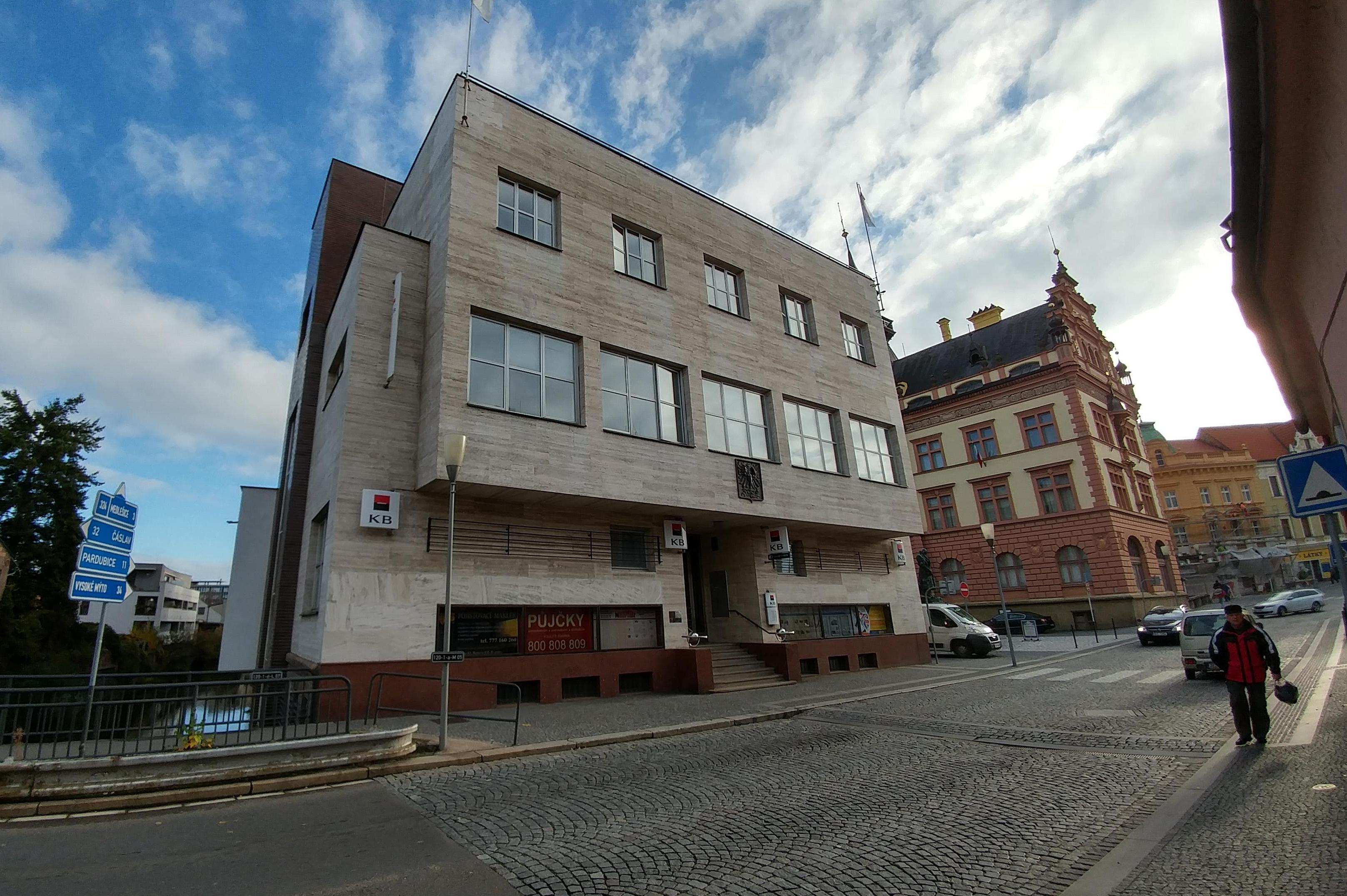 Mgr. Milan Kučera, notář