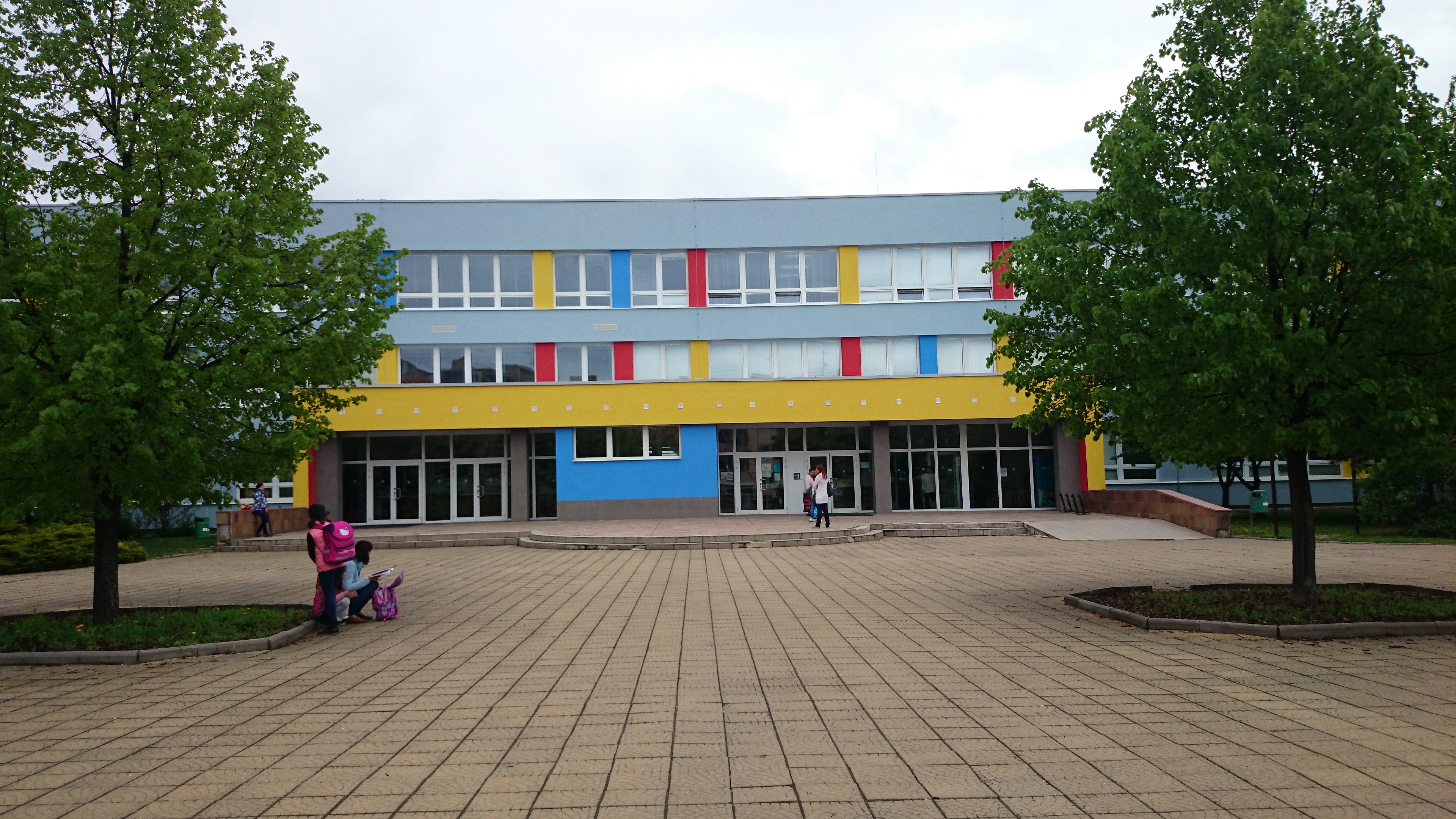 Základní škola S-MYSL, Kroměříž foto 1