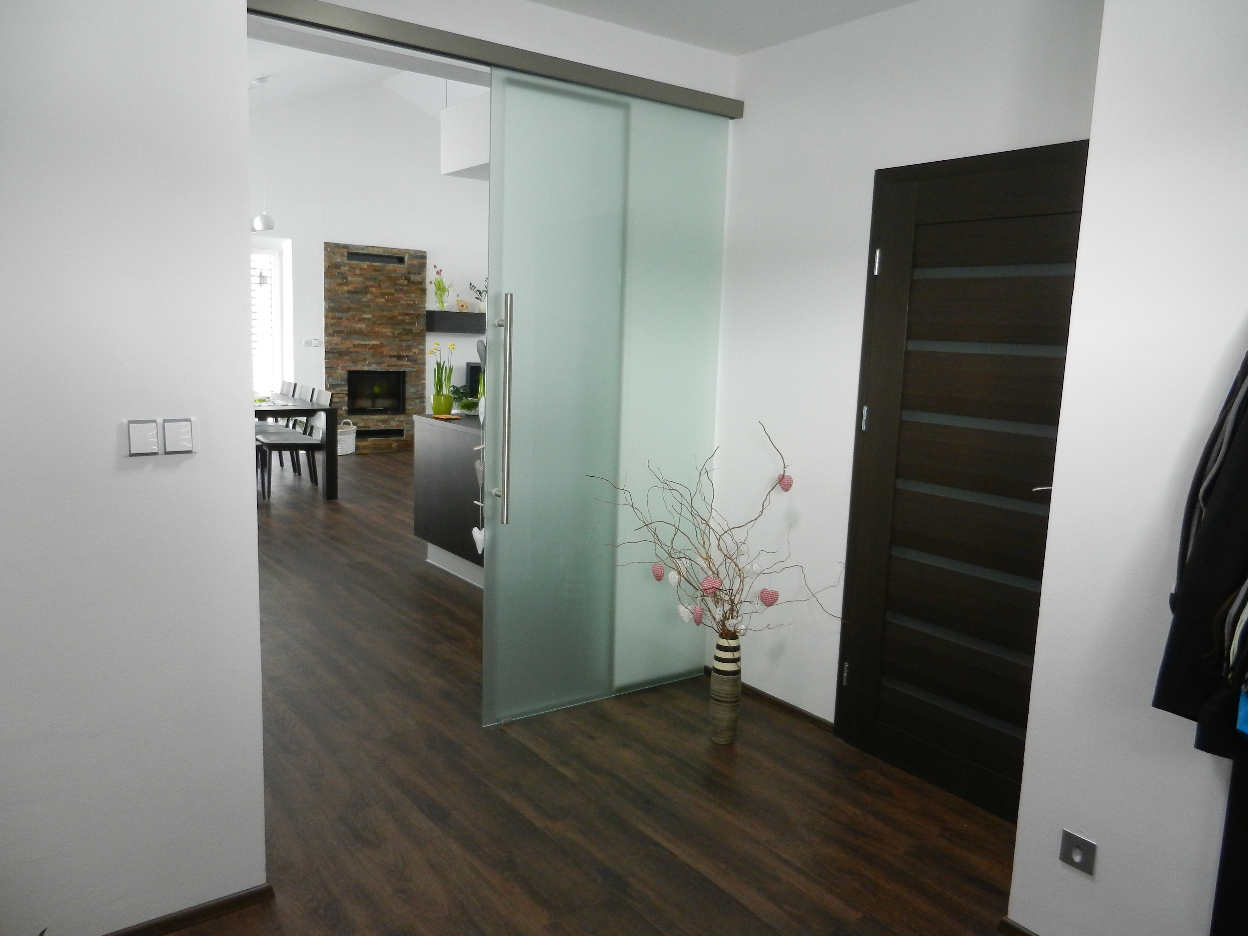 ZařizujiByt.cz - dveře foto 3