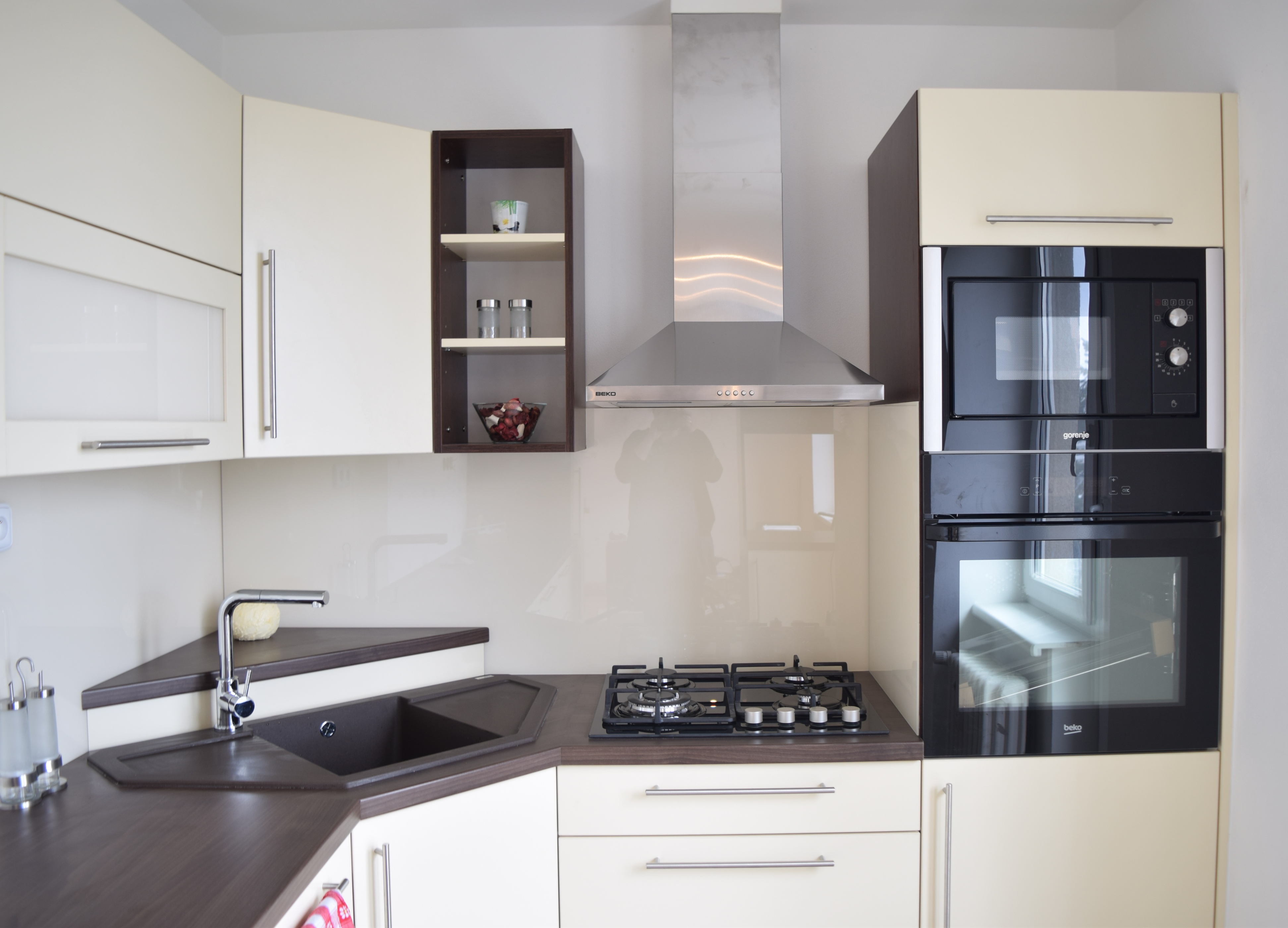 RR GROUP - Ateliér bytového designu a truhlárna foto 2