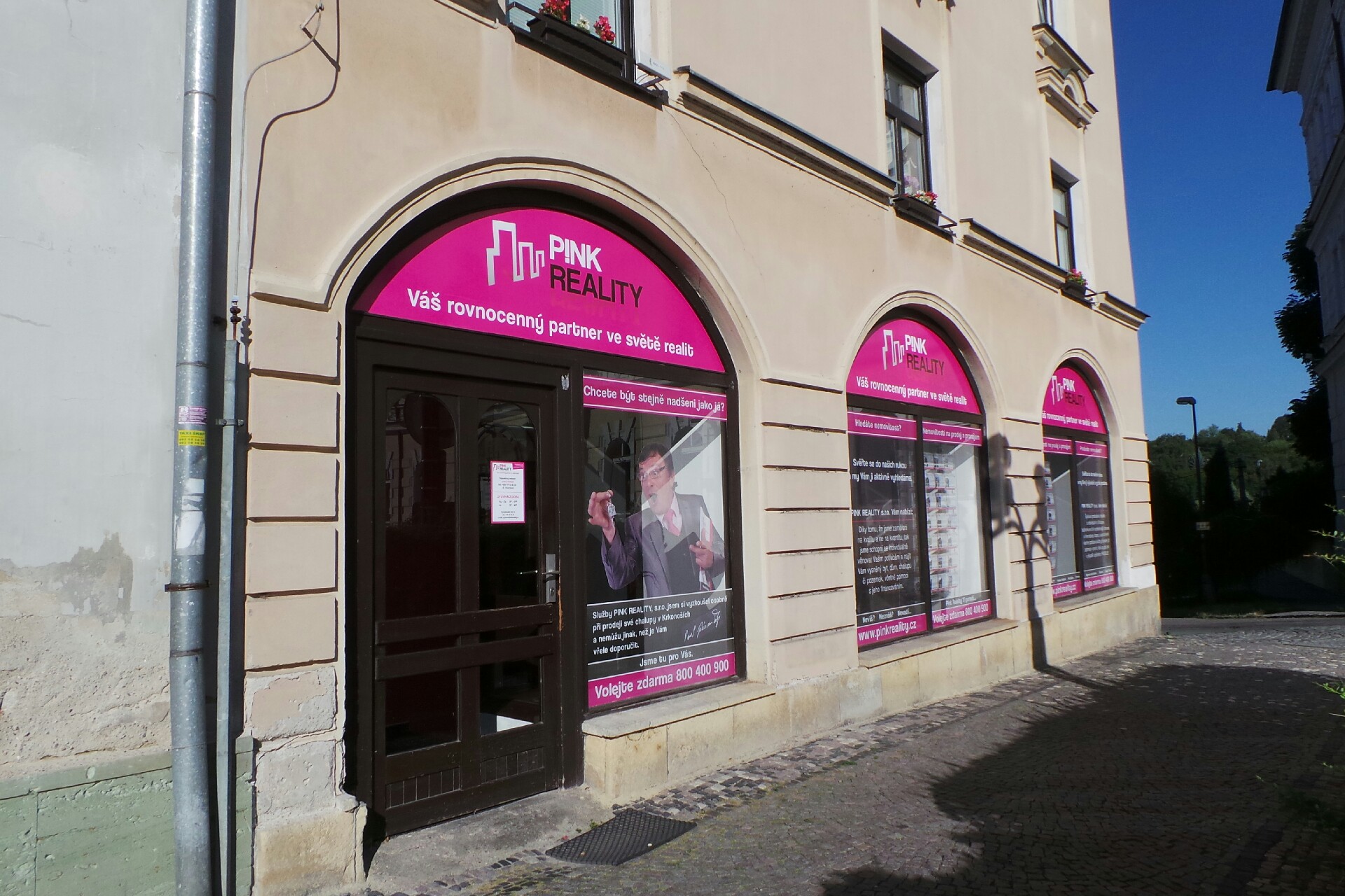 PINK REALITY, s.r.o.