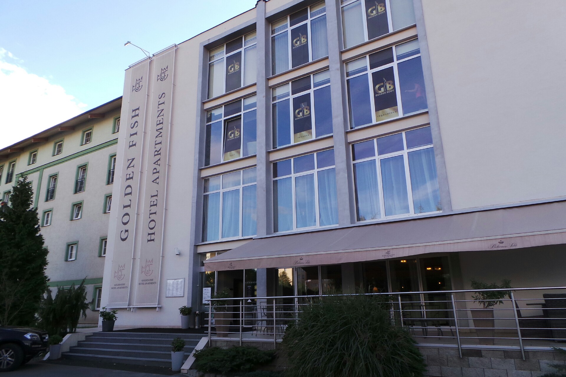 Golden Fish Hotel Apartments