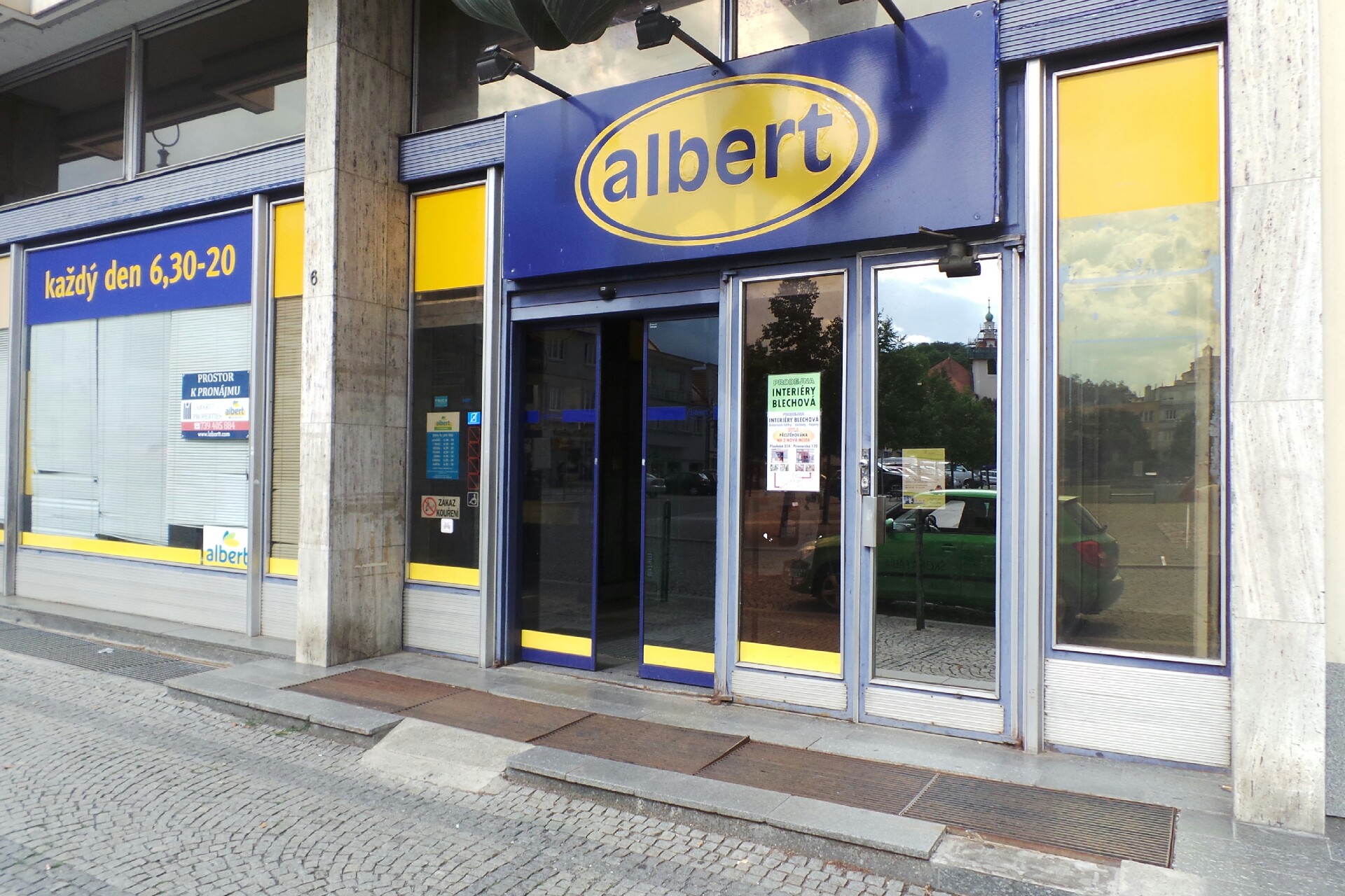 Albert Supermarket