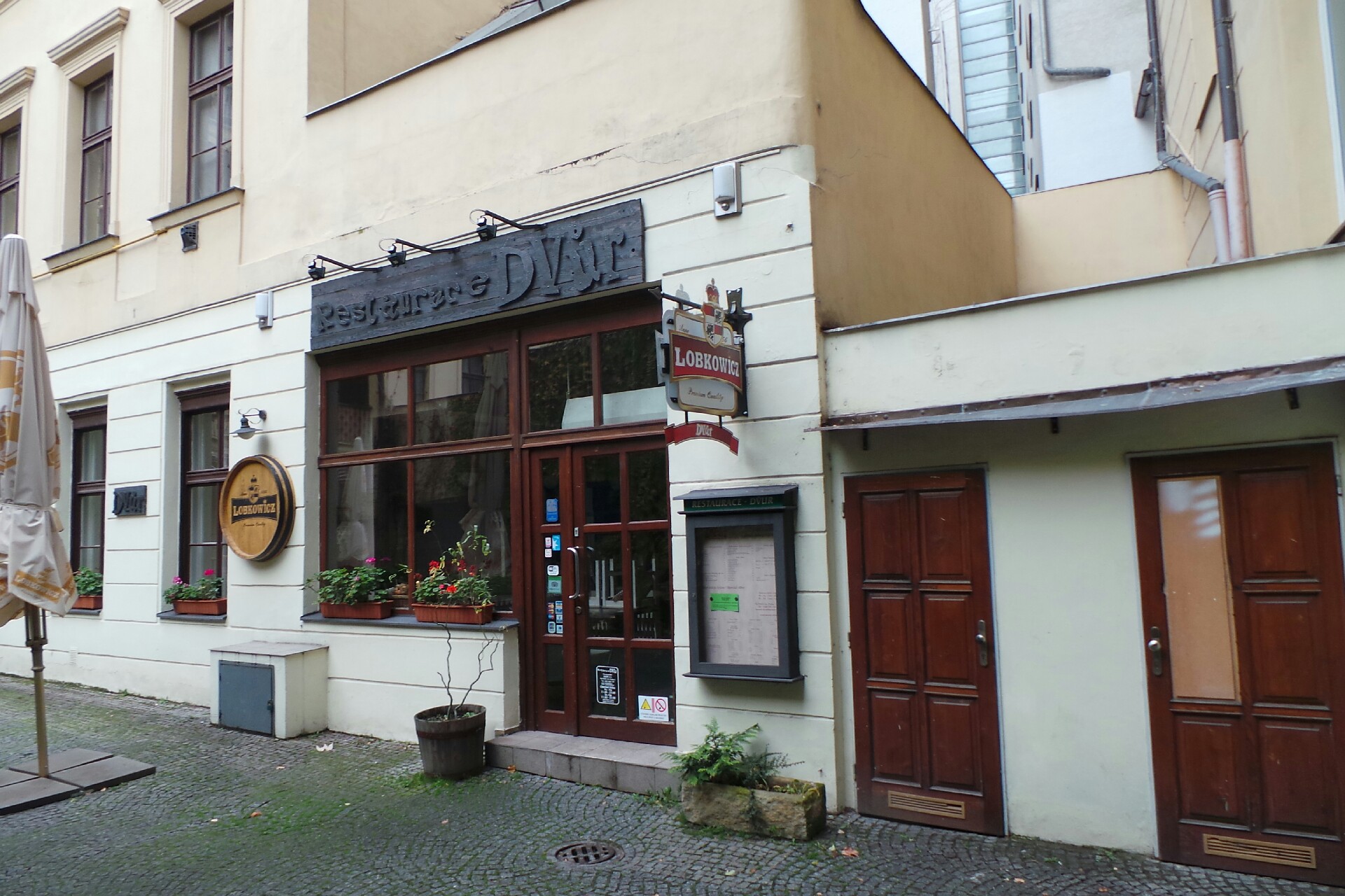 Restaurace Dvůr