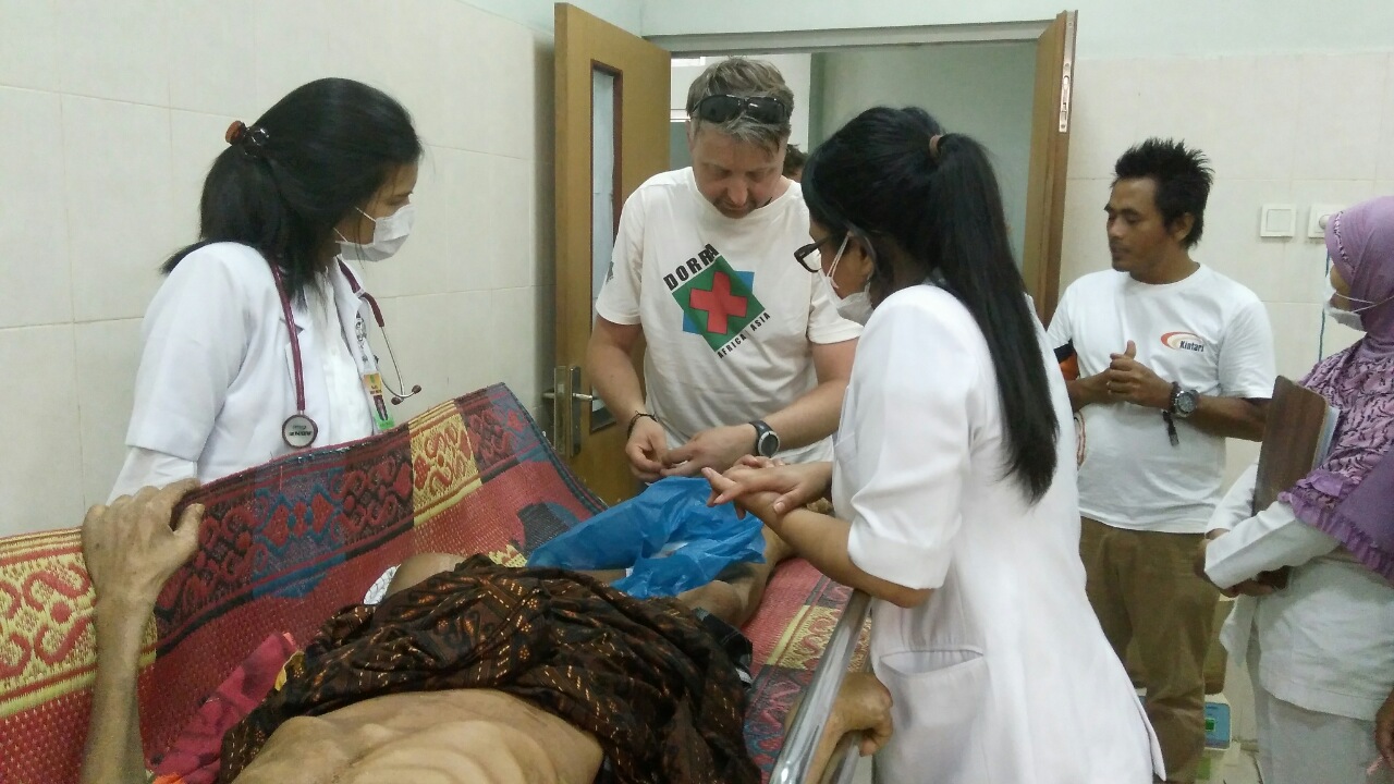 DORRA - Doctors for Asia foto 6