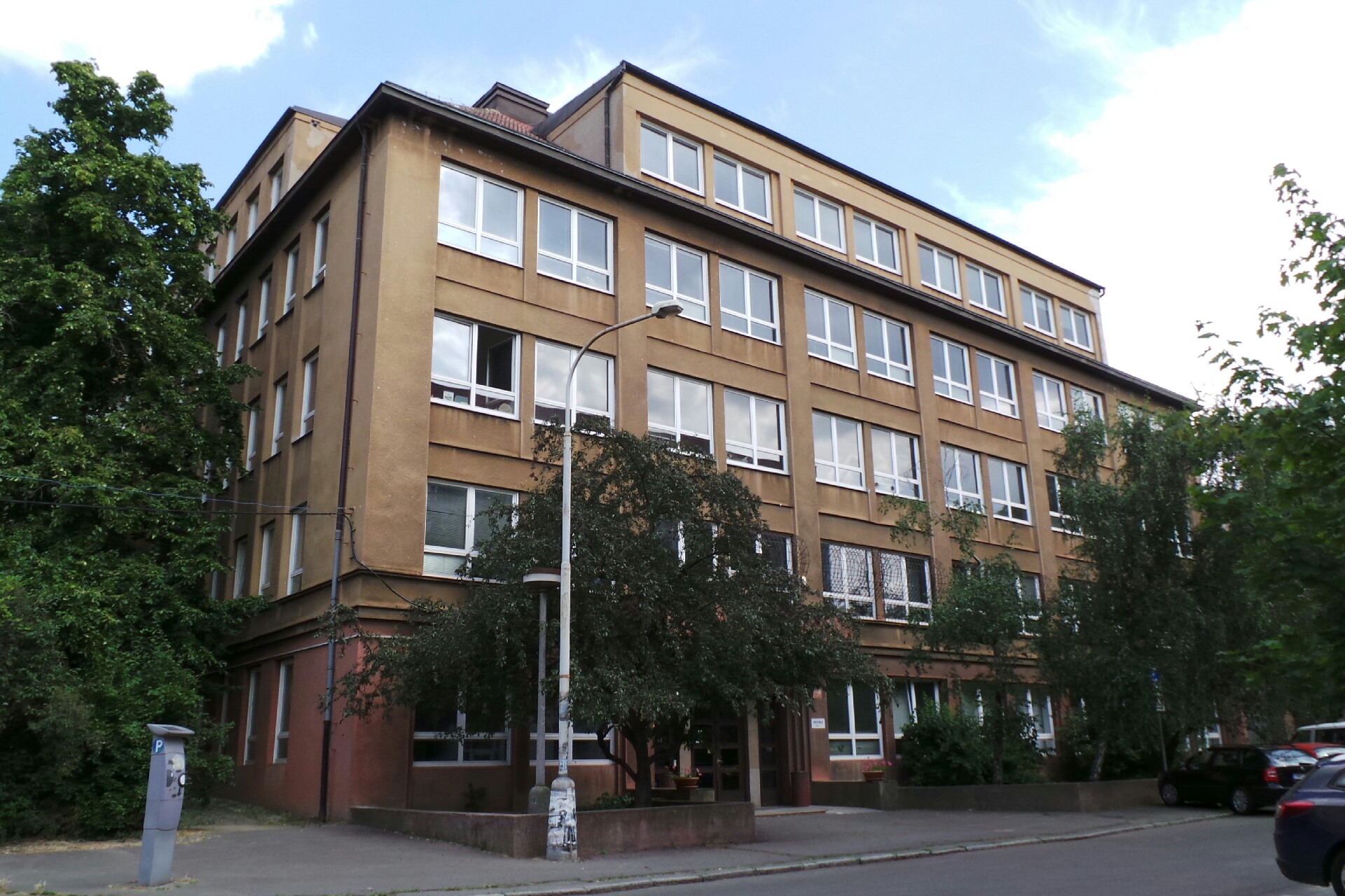 České vysoké učení technické v Praze - Ústav logistiky a managementu dopravy Fakulty dopravní