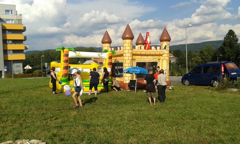 Skákací hrady a trampolíny Kostolnik foto 3