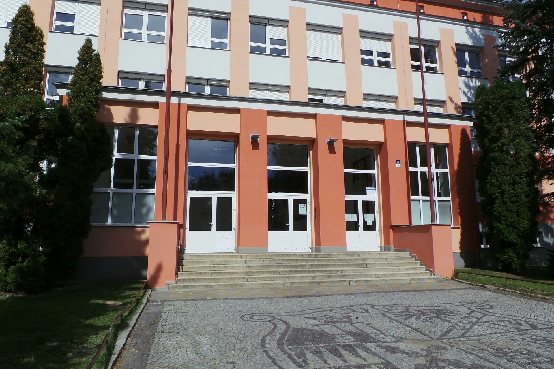 ZŠ Žďár nad Sázavou, Komenského