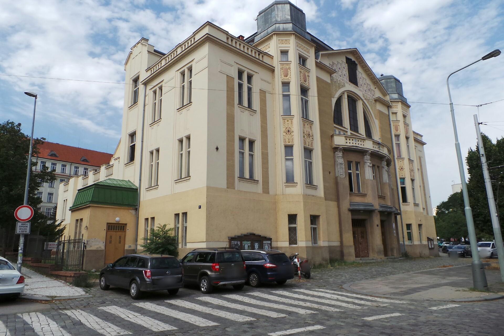 DIREKTA GROUP, s.r.o.