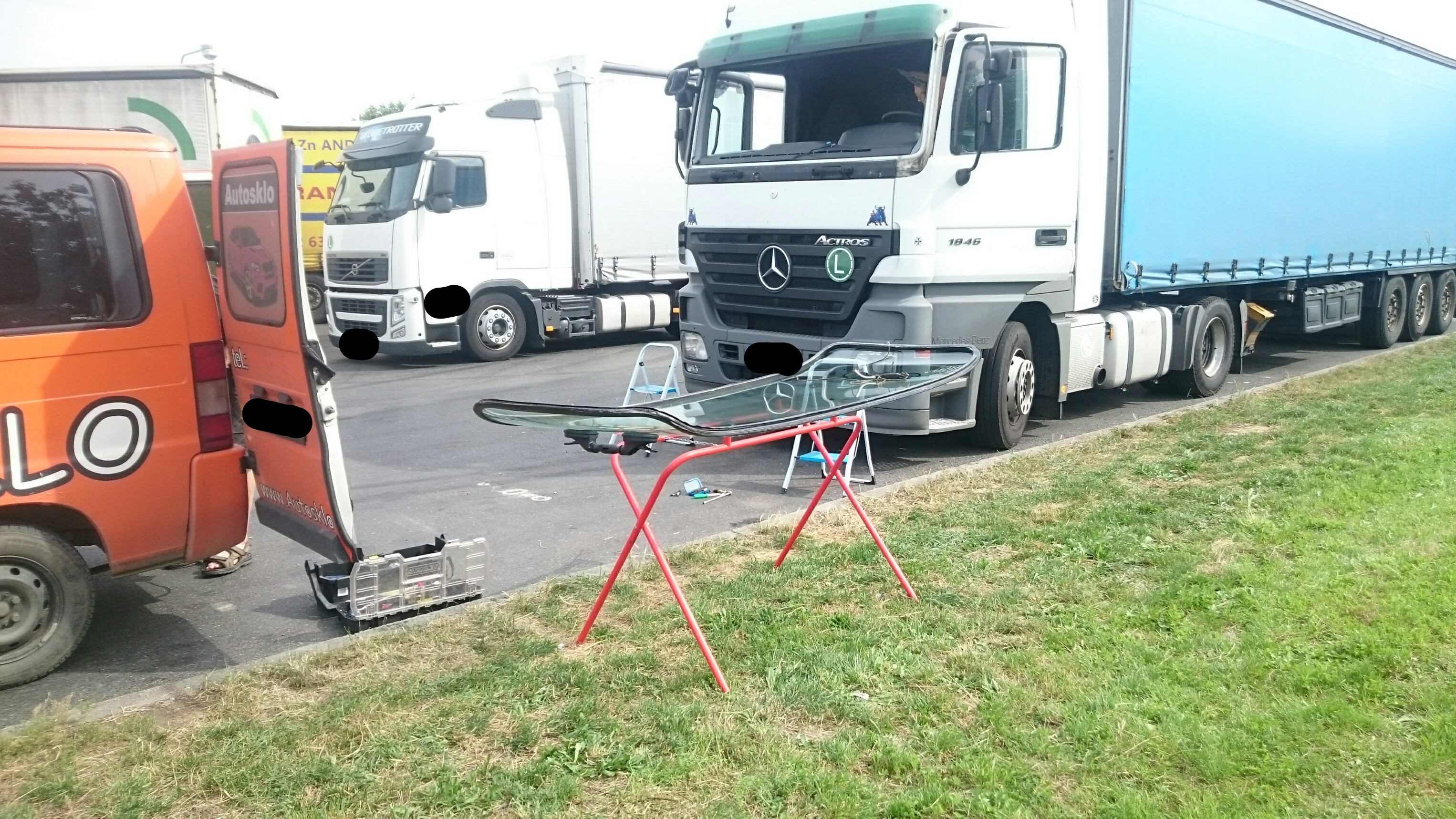 Autosklo Autofolie luma foto 6