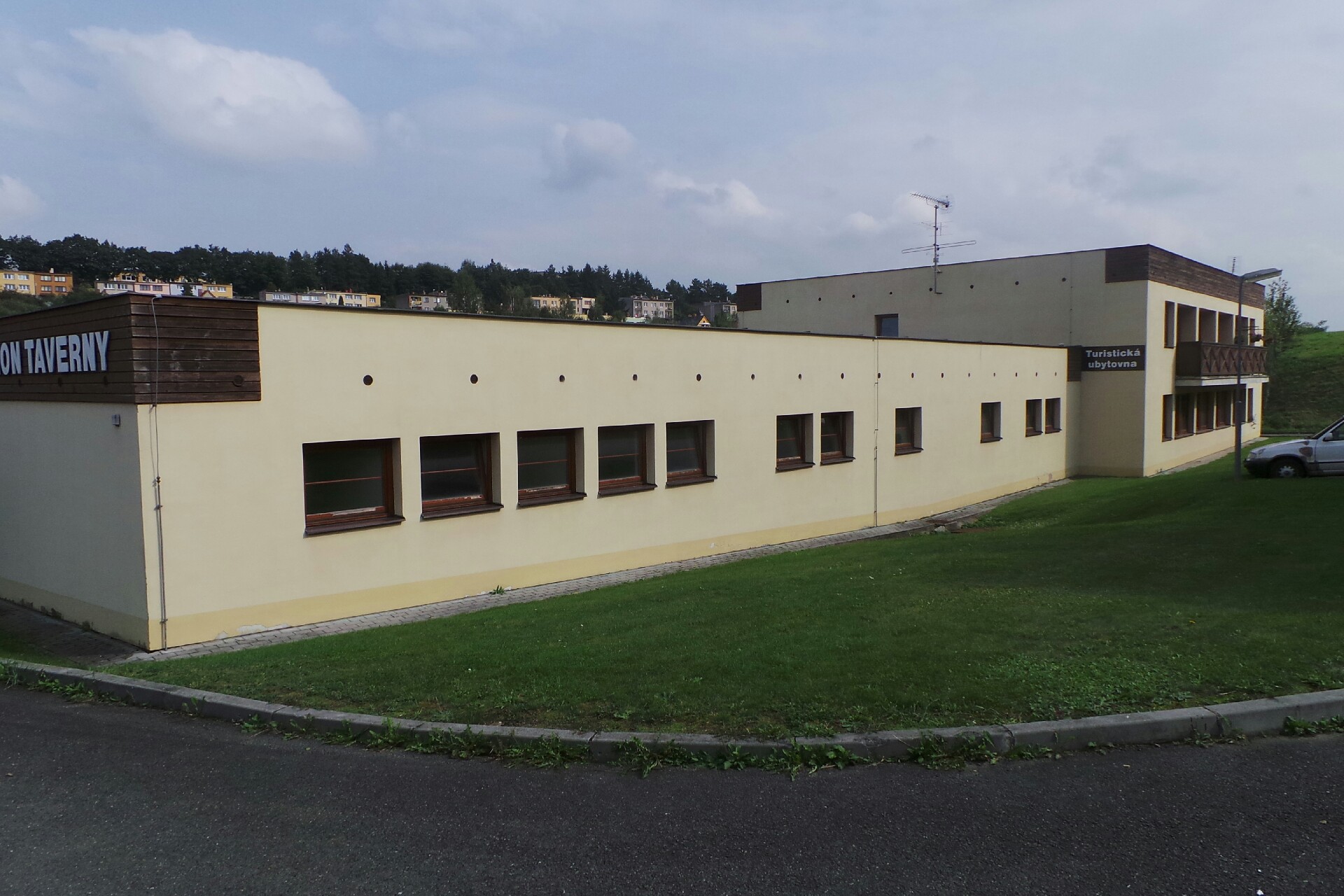 Turistická ubytovna Taverny
