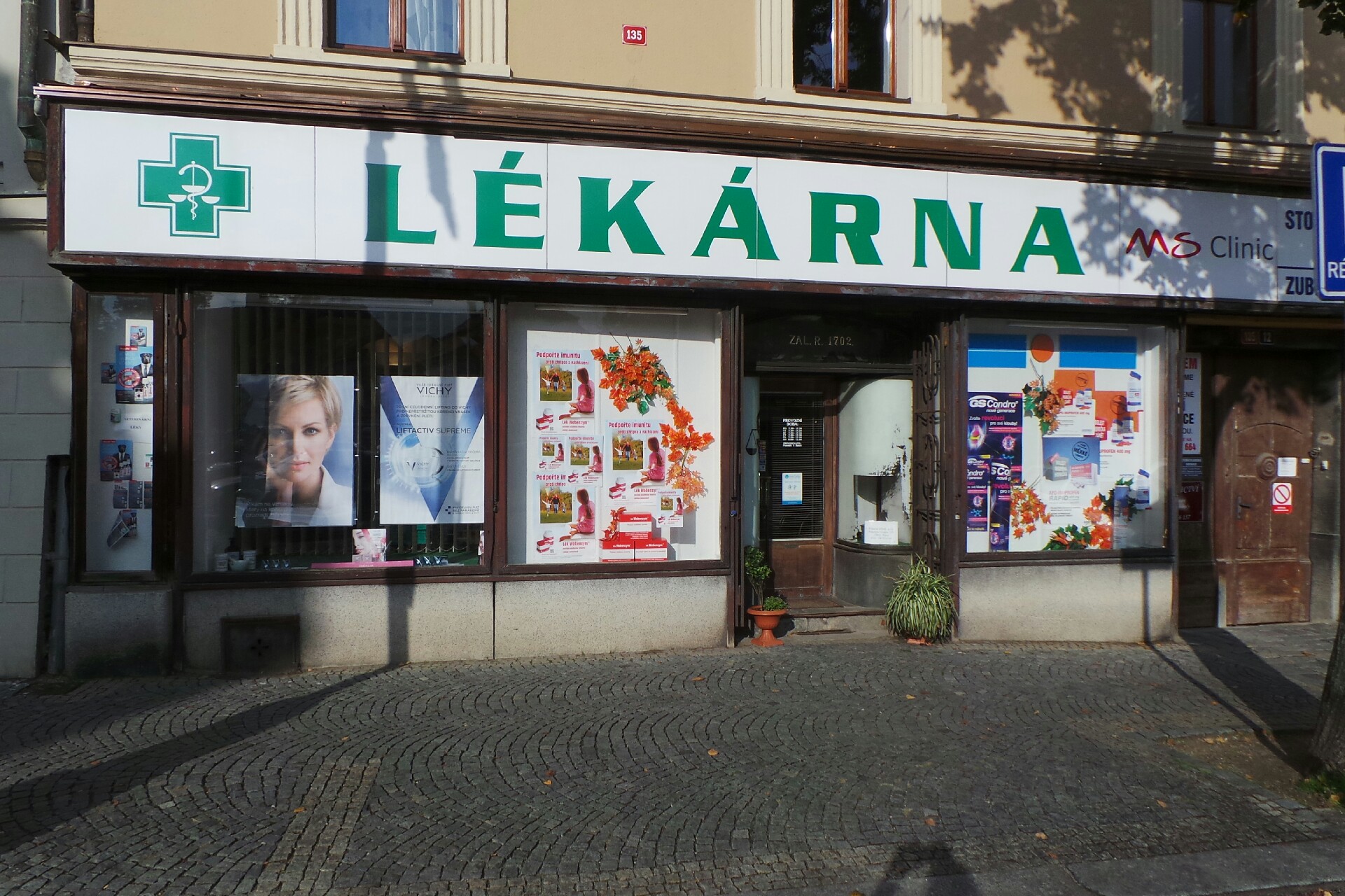 Lékárna 203-02
