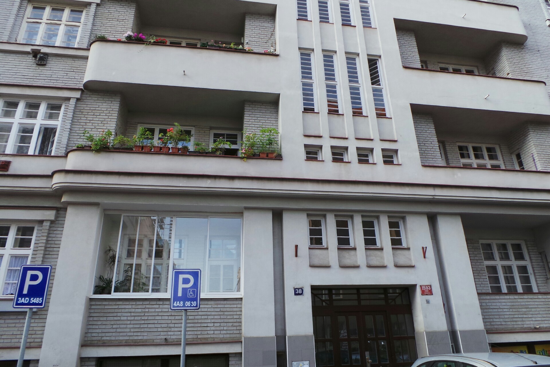 Language coaching - Bernhard Schmitt