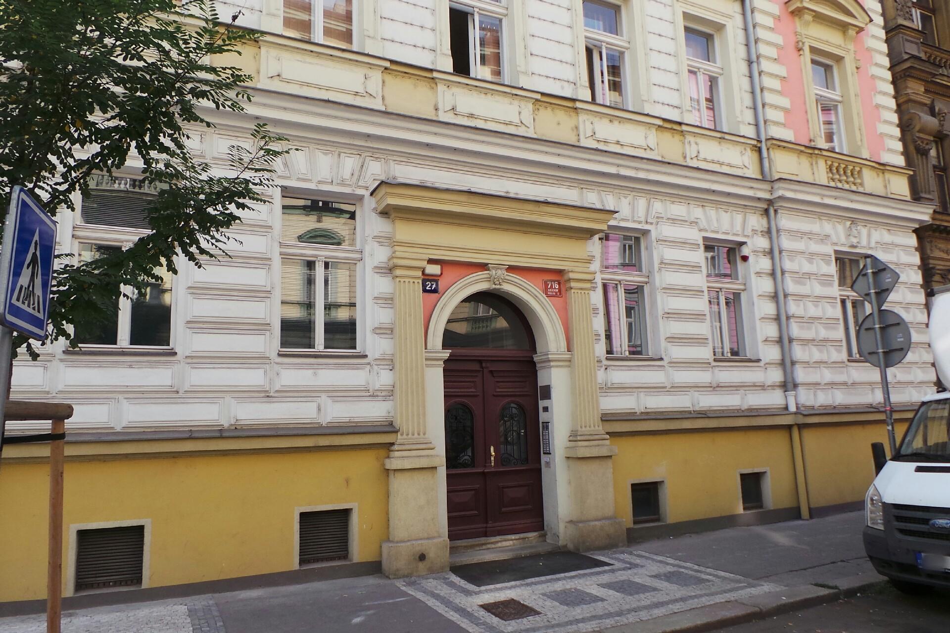 LINHART & FINTA, ADVOKÁTNÍ KANCELÁŘ