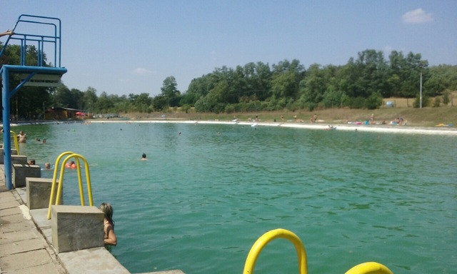 Koupaliště Vémyslice