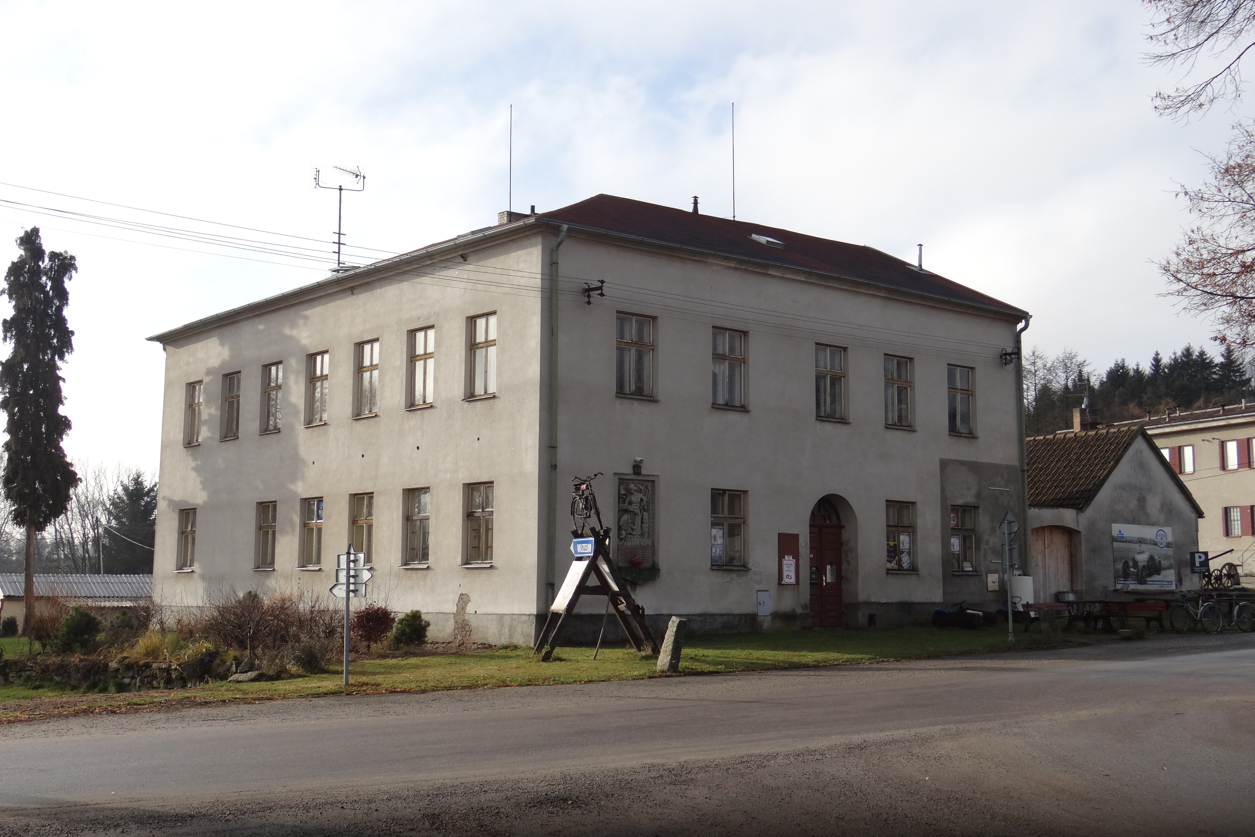 Muzeum motorových kol Horní Radouň foto 2