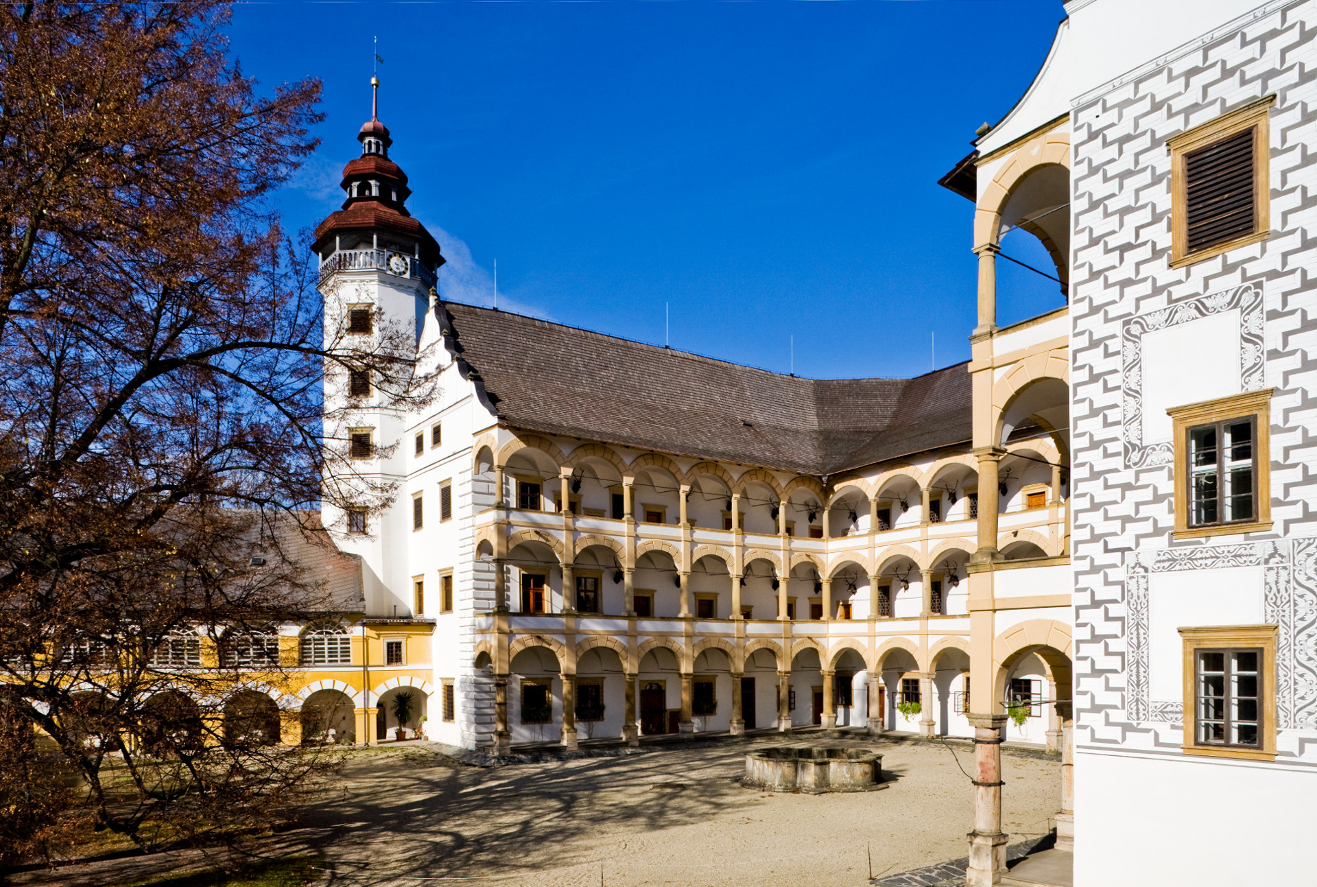 Státní zámek Velké Losiny foto 2